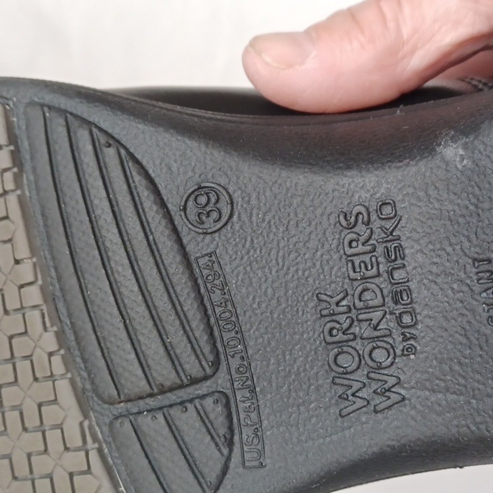 work wonders  dansko black leather nursing clogs slip resistant womens eu 39 8.5 - Picture 7 of 11